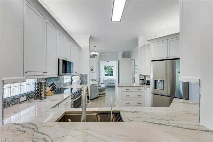805 Bentwater Cir 104, Naples, Florida 34108