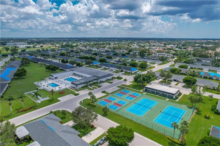 Tennis and Pickleball courts