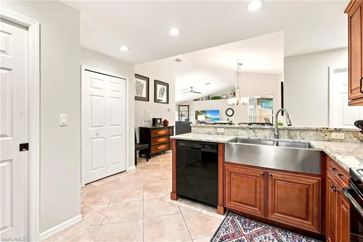 4590 16th St Ne, Naples, Florida 34120