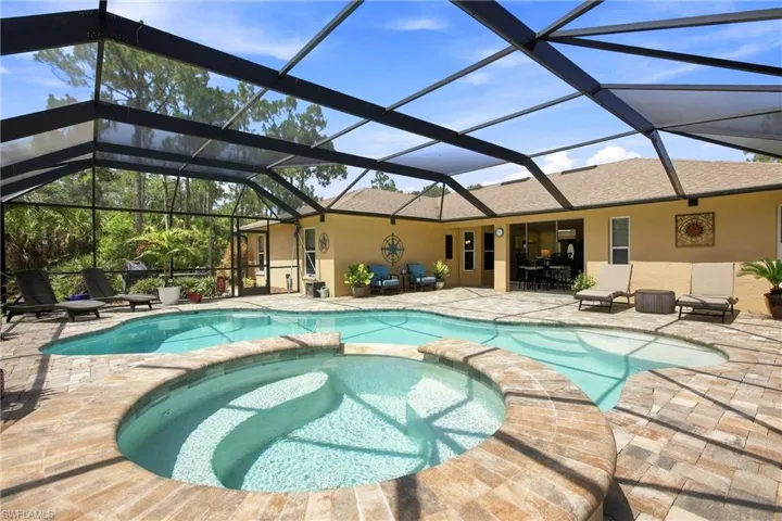 4590 16th St Ne, Naples, Florida 34120