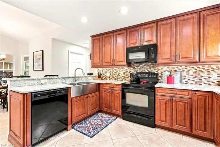 4590 16th St Ne, Naples, Florida 34120