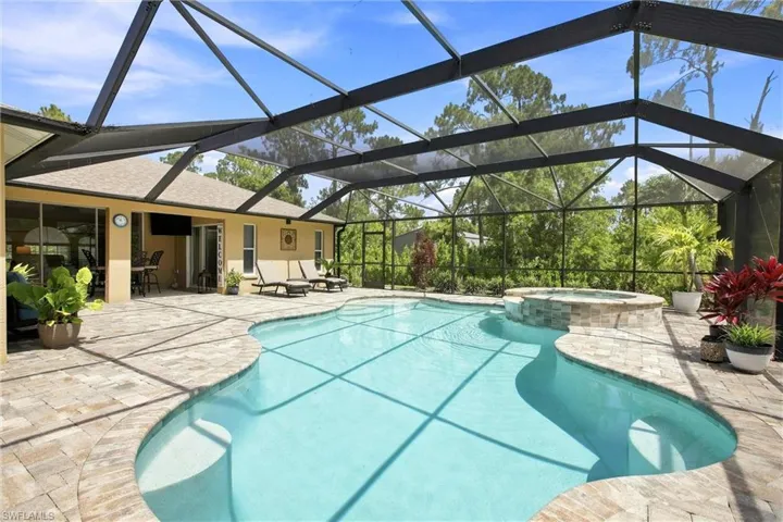 4590 16th St Ne, Naples, Florida 34120