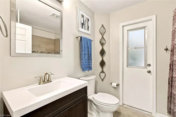 4590 16th St Ne, Naples, Florida 34120