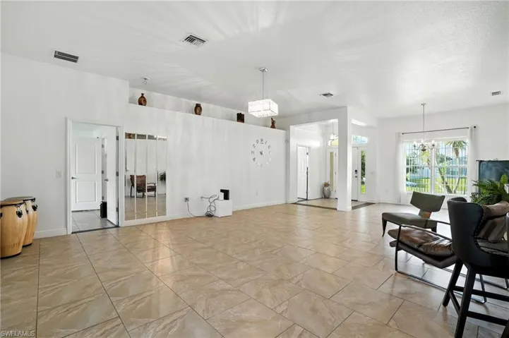 3916  4th SW ST, Lehigh Acres, FL 33976