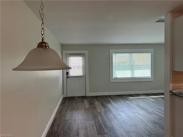 91 Pioneer Ct, Fort Myers Fl 33919