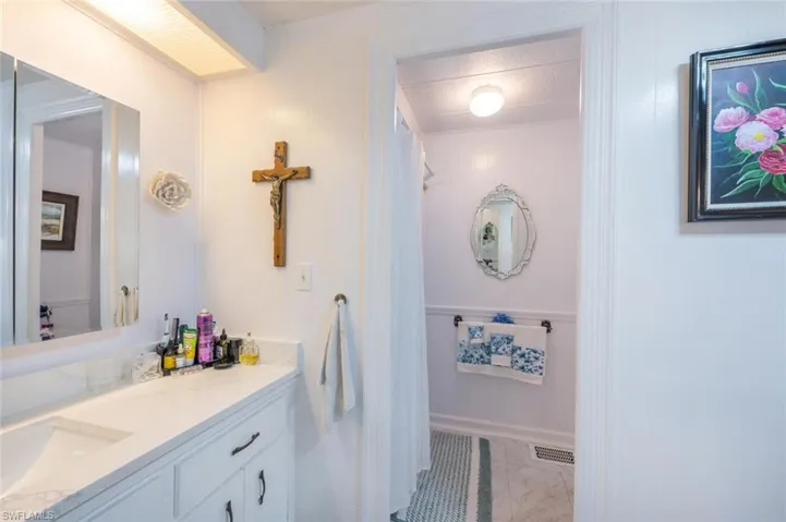 523  Charlemagne  BLVD, Naples, FL 34112
