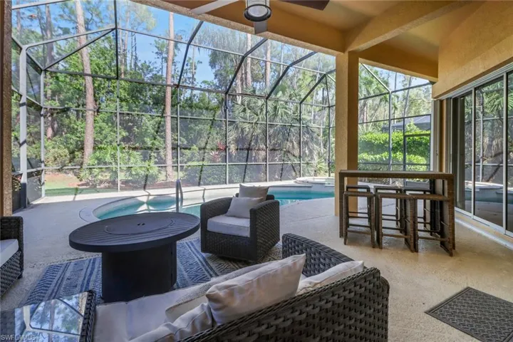 6075  Shallows  WAY, Naples, FL 34109