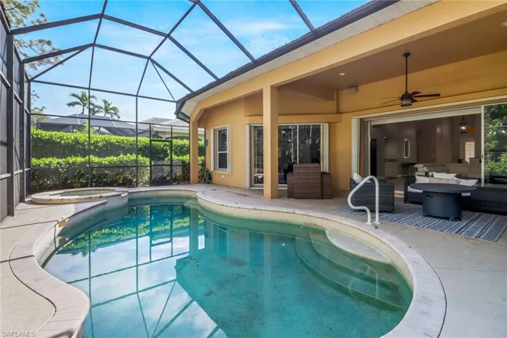 6075  Shallows  WAY, Naples, FL 34109