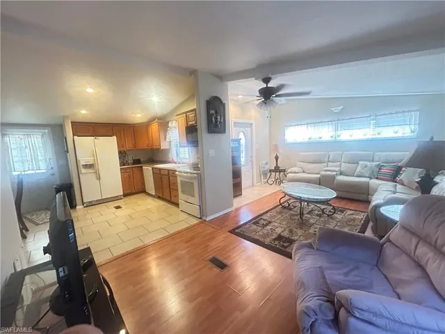 611 Sunset Ln, North Fort Myers, Florida 33903
