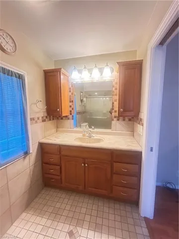 611 Sunset Ln, North Fort Myers, Florida 33903