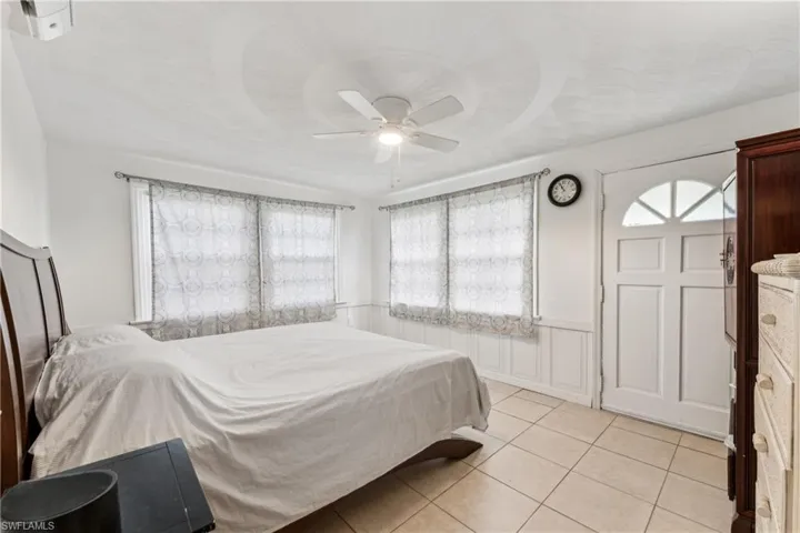 230  Kingston  DR, Fort Myers, FL 33905