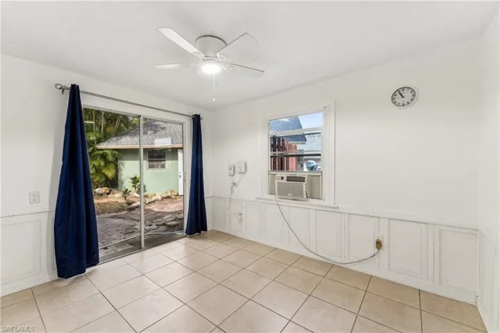 230  Kingston  DR, Fort Myers, FL 33905