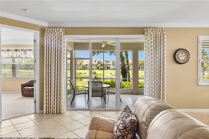 3904  FOREST GLEN  BLVD, Naples, FL 34114