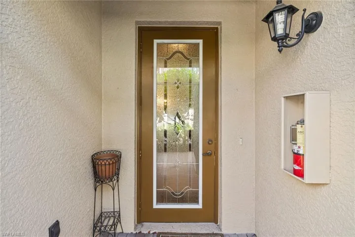 3904  FOREST GLEN  BLVD, Naples, FL 34114