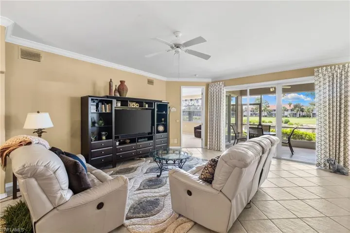 3904  FOREST GLEN  BLVD, Naples, FL 34114