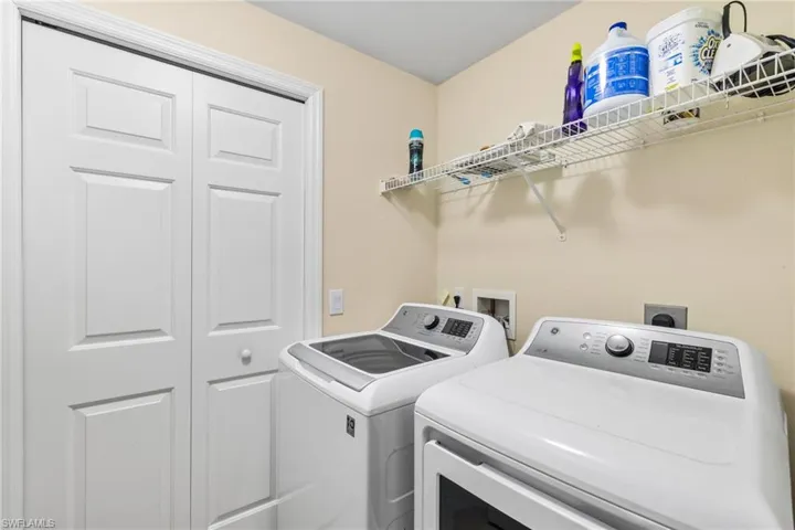 3904  FOREST GLEN  BLVD, Naples, FL 34114