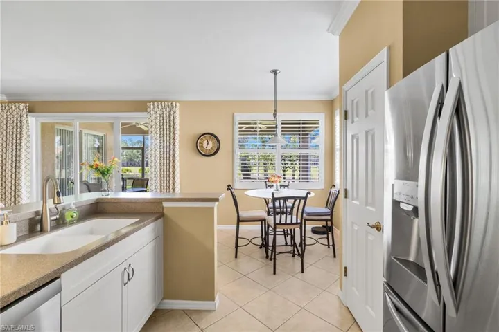 3904  FOREST GLEN  BLVD, Naples, FL 34114