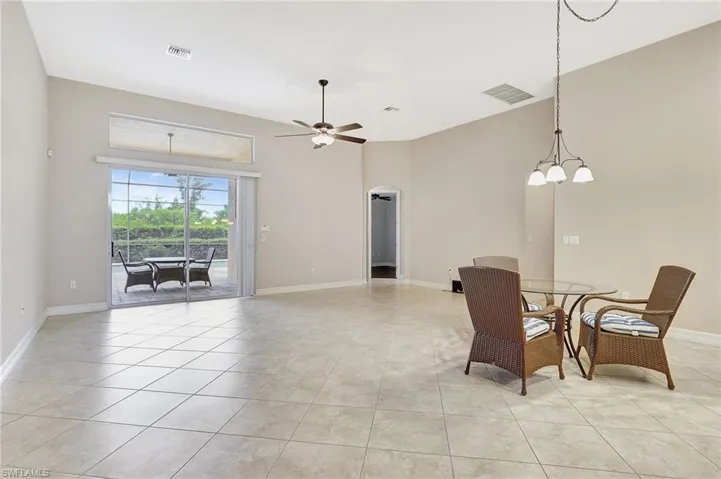 Kitchen, Eating area, family room