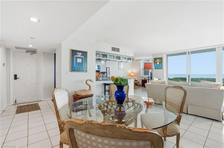6101 Pelican Bay Blvd 805, Naples, Florida 34108