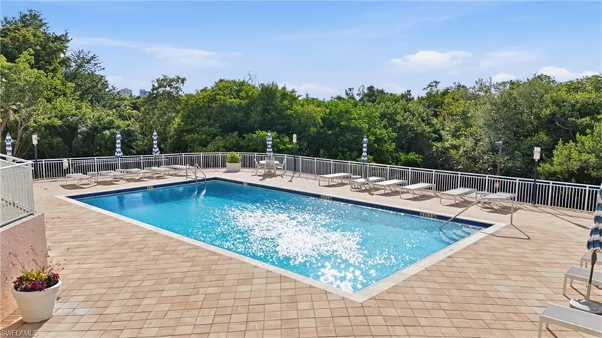 6101 Pelican Bay Blvd 805, Naples, Florida 34108