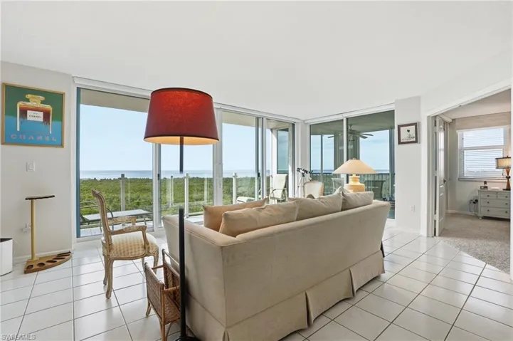 6101 Pelican Bay Blvd 805, Naples, Florida 34108