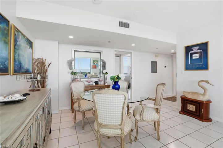 6101 Pelican Bay Blvd 805, Naples, Florida 34108