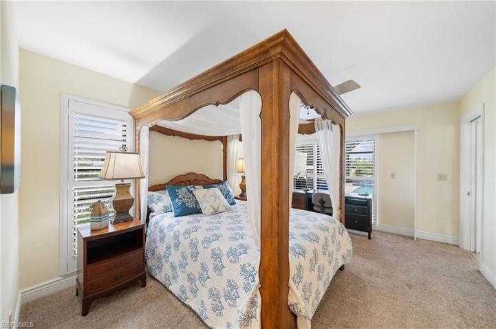 4401 SE 10th  AVE, Cape Coral, FL 33904
