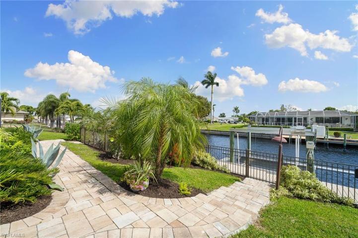 4401 SE 10th  AVE, Cape Coral, FL 33904