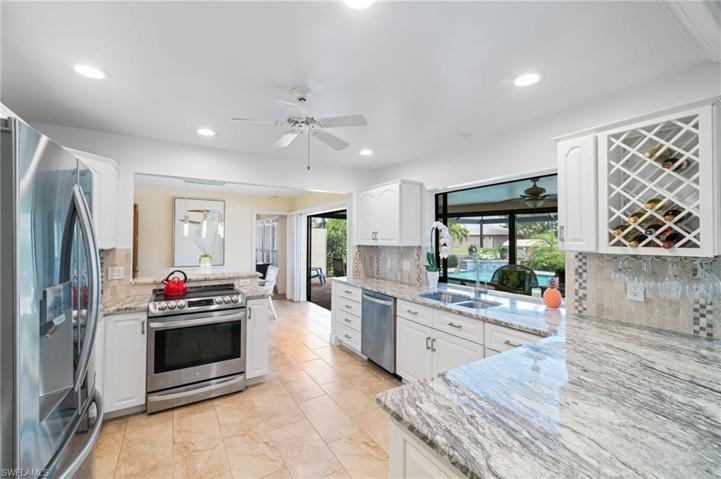 4401 SE 10th  AVE, Cape Coral, FL 33904