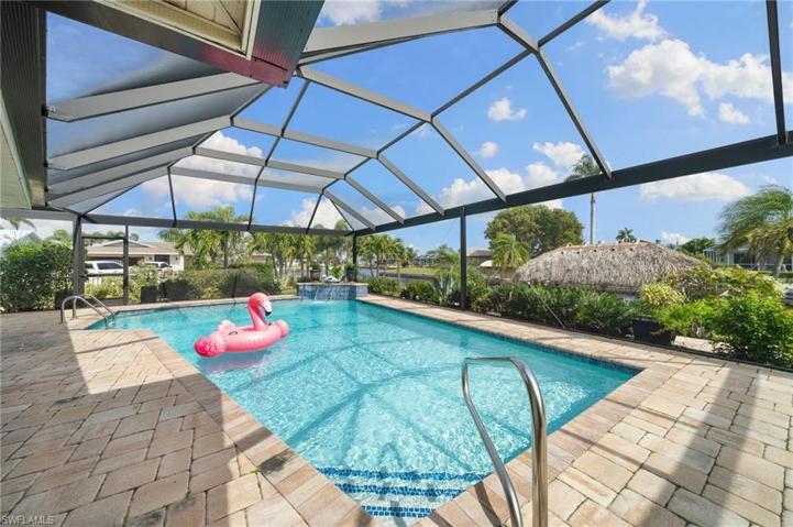 4401 SE 10th  AVE, Cape Coral, FL 33904