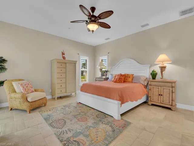 Bedroom with ceiling fan
