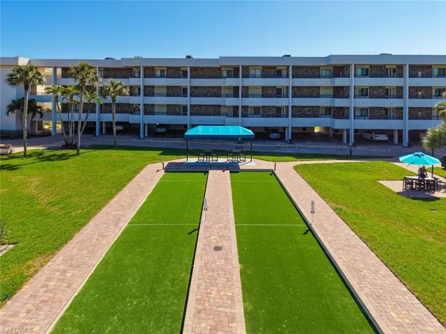 Surrounding community featuring a bocce ball area