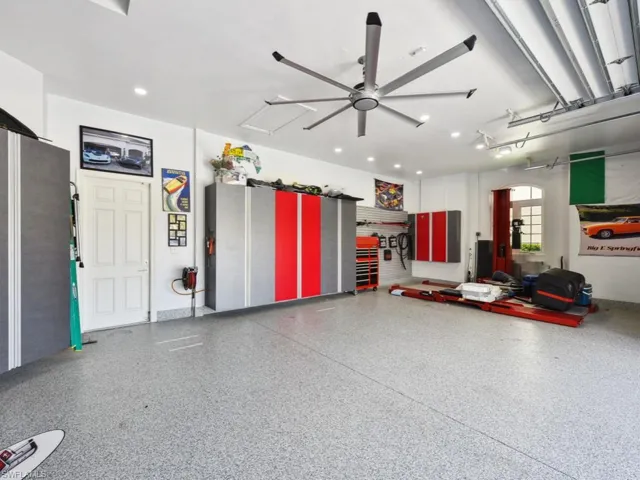 Garage with ceiling fan