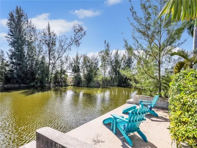 2301 Sw 21st Ave, Cape Coral, Florida 33991