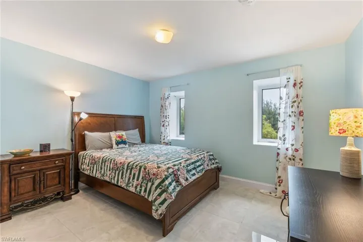Guest bedroom