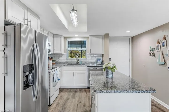 16007 Davis Rd 524, Fort Myers, Florida 33908