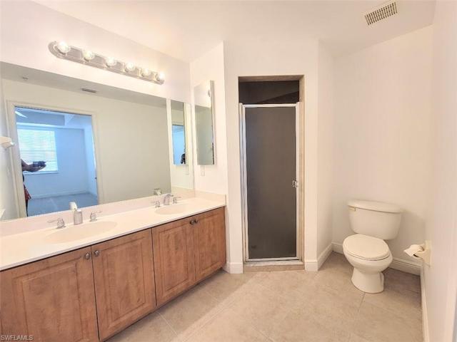 Owner's Ensuite Bathroom