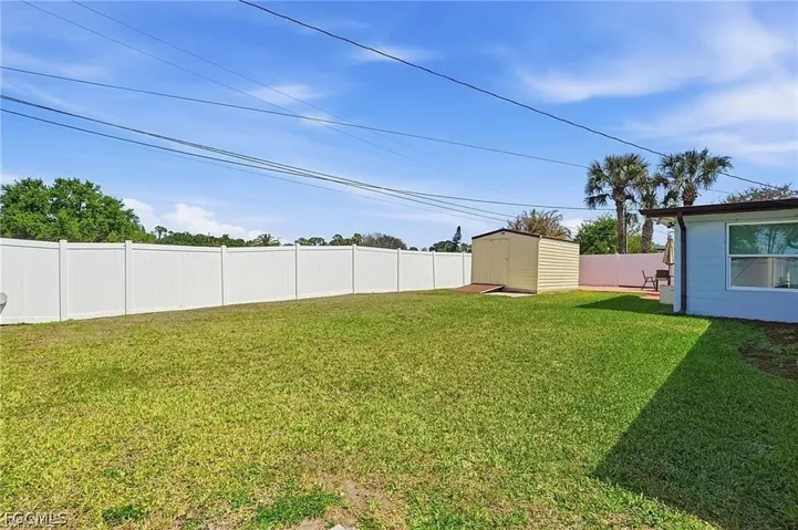 401 E Jasmine Rd, Lehigh Acres, Florida 33936