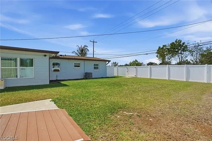 401 E Jasmine Rd, Lehigh Acres, Florida 33936