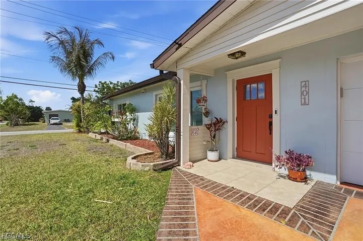 401 E Jasmine Rd, Lehigh Acres, Florida 33936