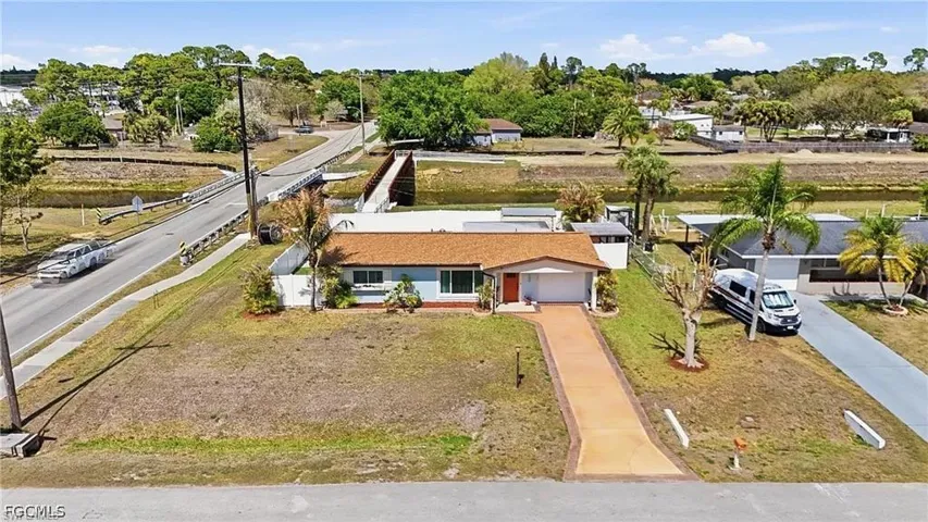 401 E Jasmine Rd, Lehigh Acres, Florida 33936