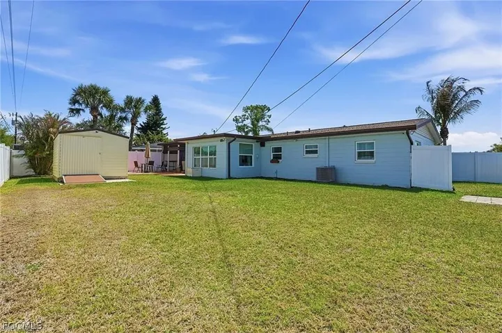 401 E Jasmine Rd, Lehigh Acres, Florida 33936