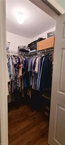 Walk in Closet