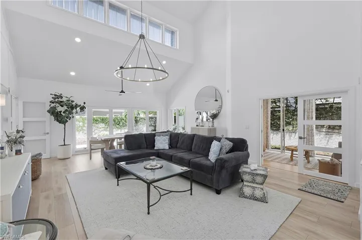 651 Bridgeway Ln 1, Naples, Florida 34108
