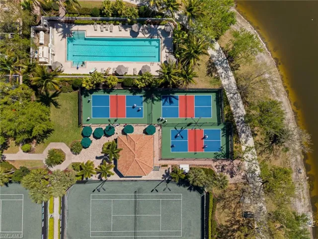 15451 Orlanda Dr, Bonita Springs, Florida 34135