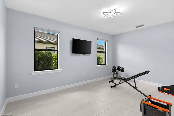 20104 Kingmont Dr, Estero, Florida 33928