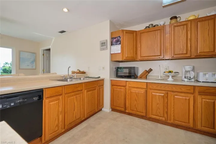 House -Oak cabinets