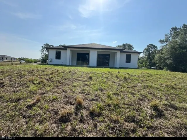 406 Chalet Ave S, Lehigh Acres, Florida 33974