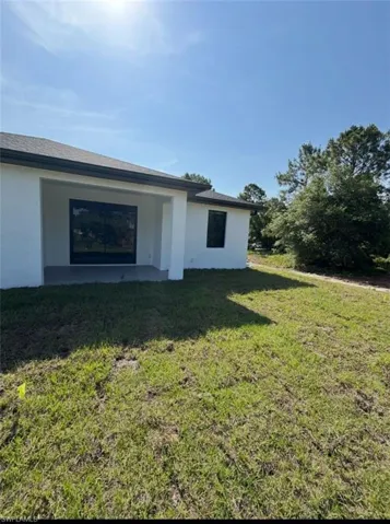 406 Chalet Ave S, Lehigh Acres, Florida 33974