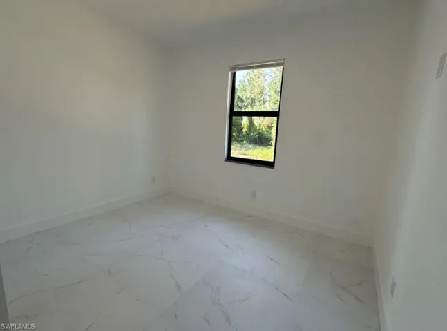 406 Chalet Ave S, Lehigh Acres, Florida 33974
